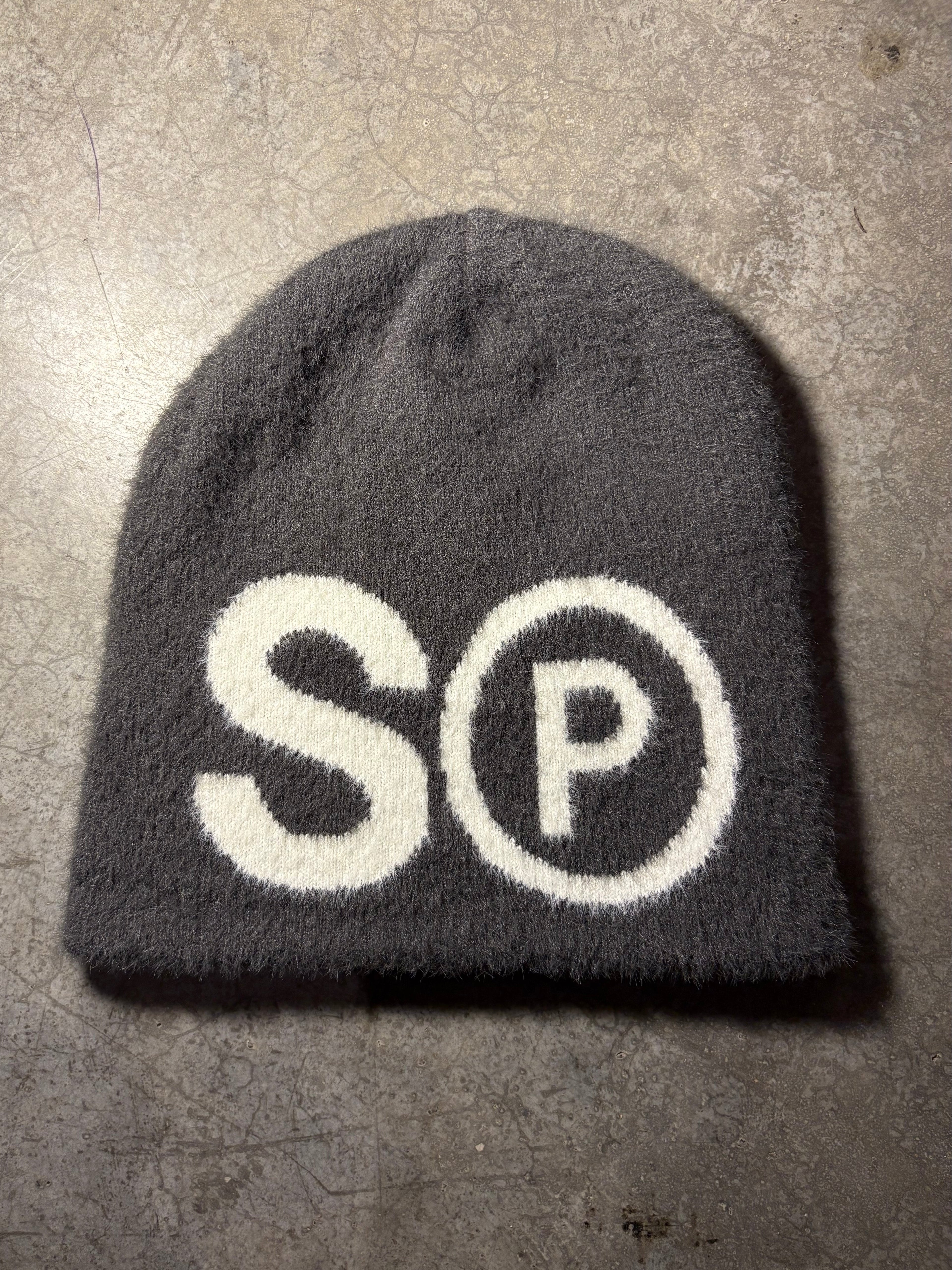 SⓅ trademark hat grey